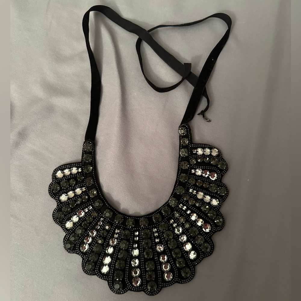Banana Republic necklace/RBG dissent collar